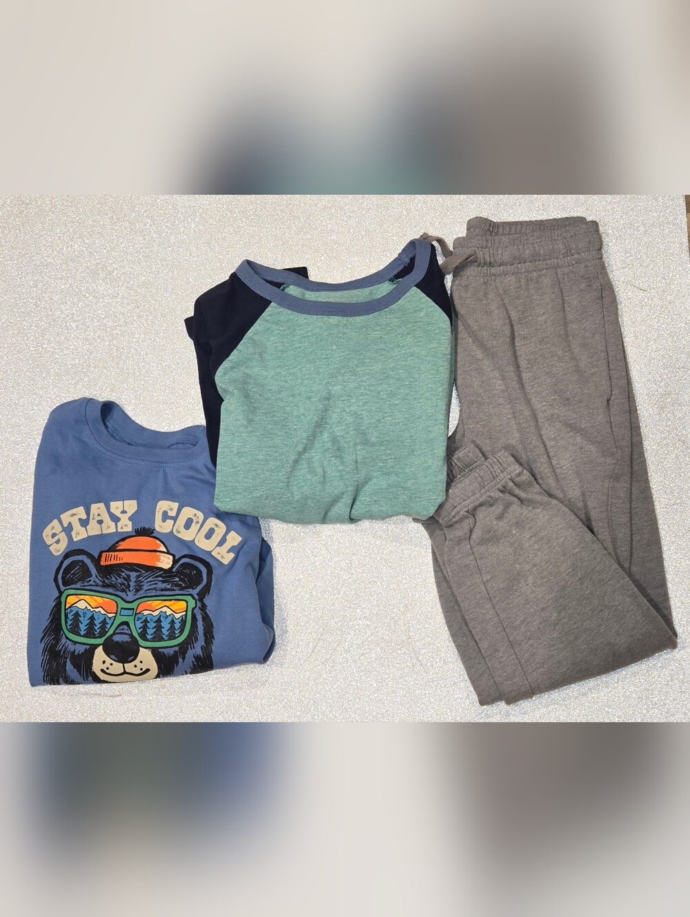Preowned Good Boys LS Raglan/Graphic Shirt/Joggers Bundle Size-7, 8 & 7/8